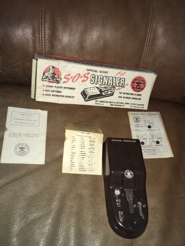 Vintage Official Boy Scouts of America Morse Code S.O.S Signaler W/Original Box - Picture 2 of 21