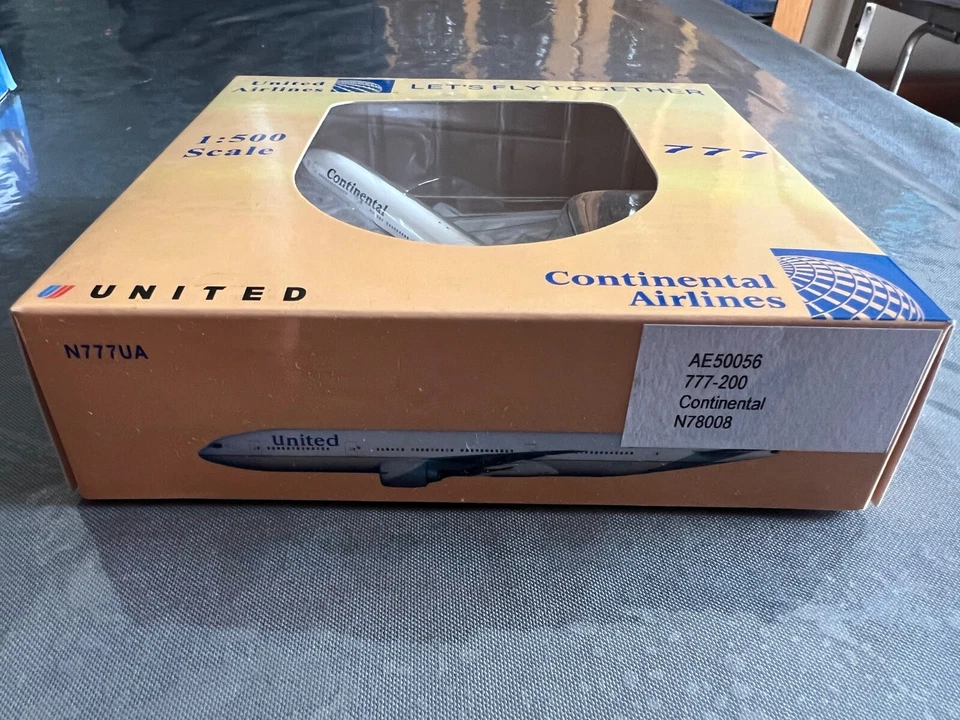 CONTINENTAL Airlines 1/500 - Boeing 777-200 N78008 - NEUF - Photo 3/4