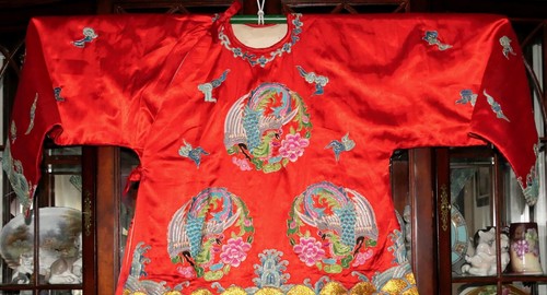 c.1900s Lt Qing Chinese H/Embroidered Red Silk Peking Robe Gold Couching Lishui - Picture 4 of 24