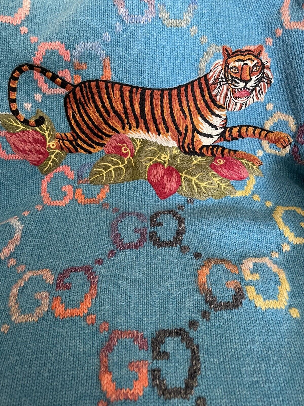 100% Authentic GUCCI Blue GG Sweater With Tiger Size: L | eBay
