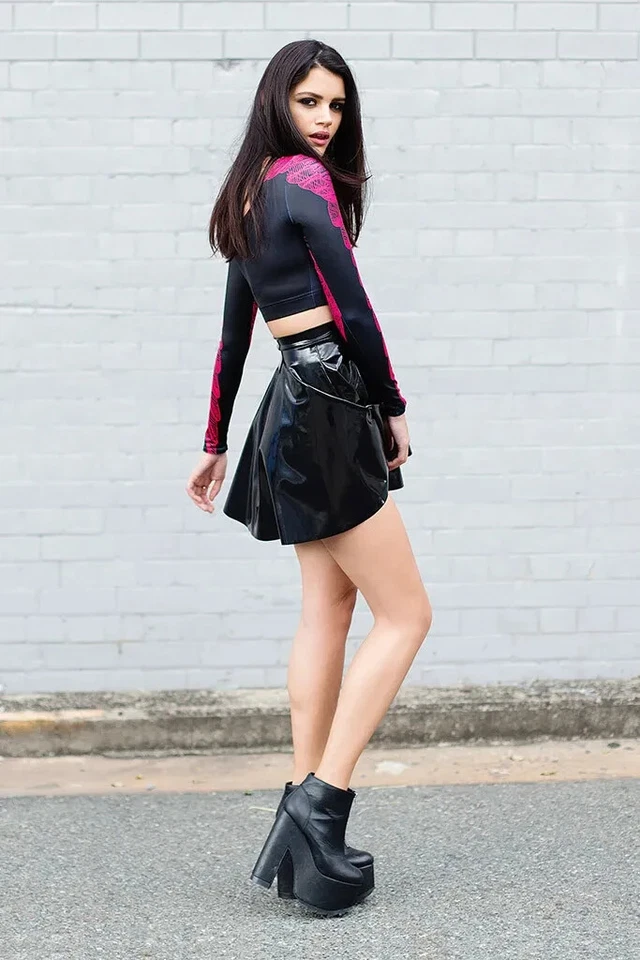 Camisa corta Blackmilk Blood Wing manga larga talla grande L NUEVA NUEVA CON ETIQUETAS Foto 3 de 4