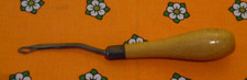 Vintage Readicut Rug Making Latch Hook Tool 16cm x 2cm handle. (A)