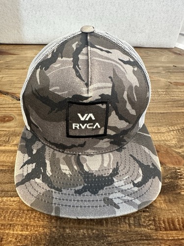 RVCA Trucker Cap Snap Camo Gray Boys Fit