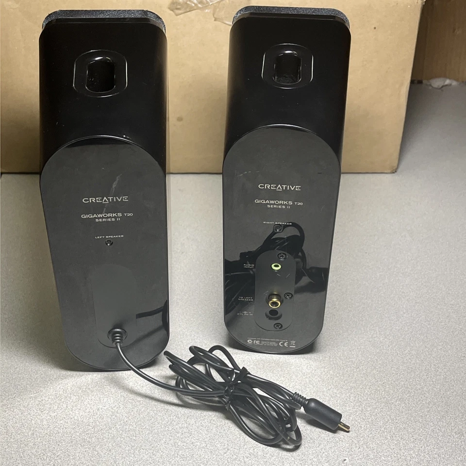 Creative GigaWorks T20 Series II Speakers – BasXPort, No Power Cord - Image 3 of 4