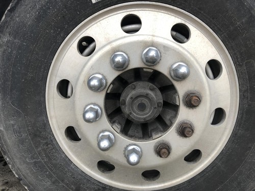 Pilot 22.5 ALUM STEER Classic 2.36" round Hole Wheel - Used