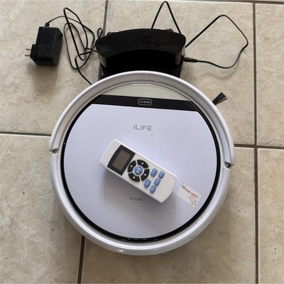 ILIFE Robotic Vacuum Cleaner Bagless Cordless White w/ Remote Dock Charger