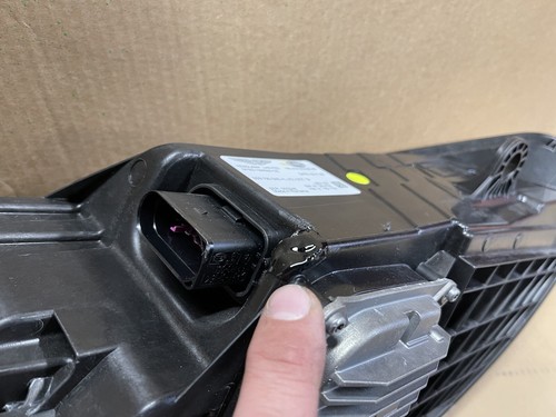 2020 2021 Aston Martin DBX Driver LH Full LED OEM Headlight 20 21 - Picture 6 of 9