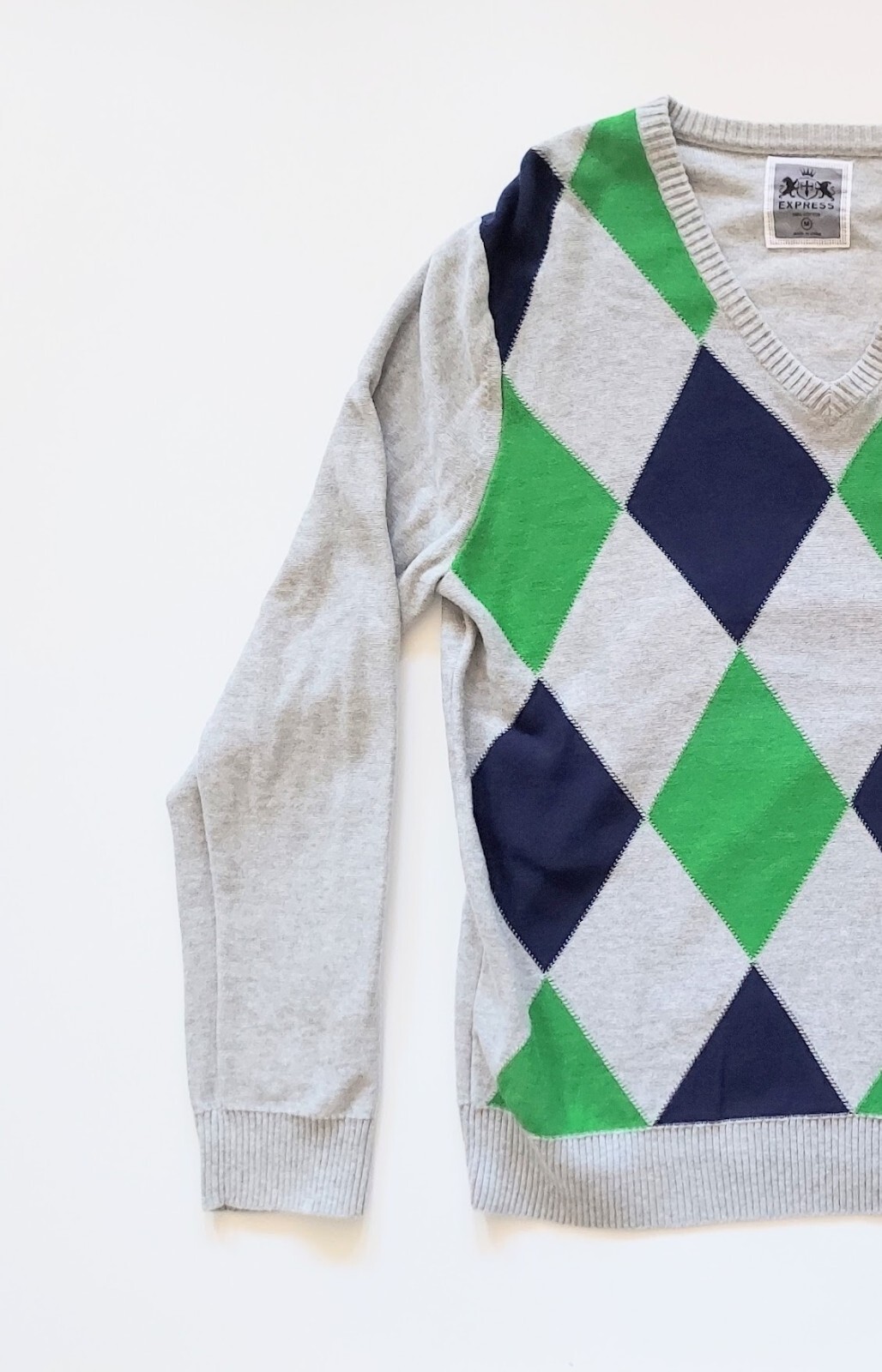 Express V Neck Pullover Argyle Spring Sweater Men… - image 2