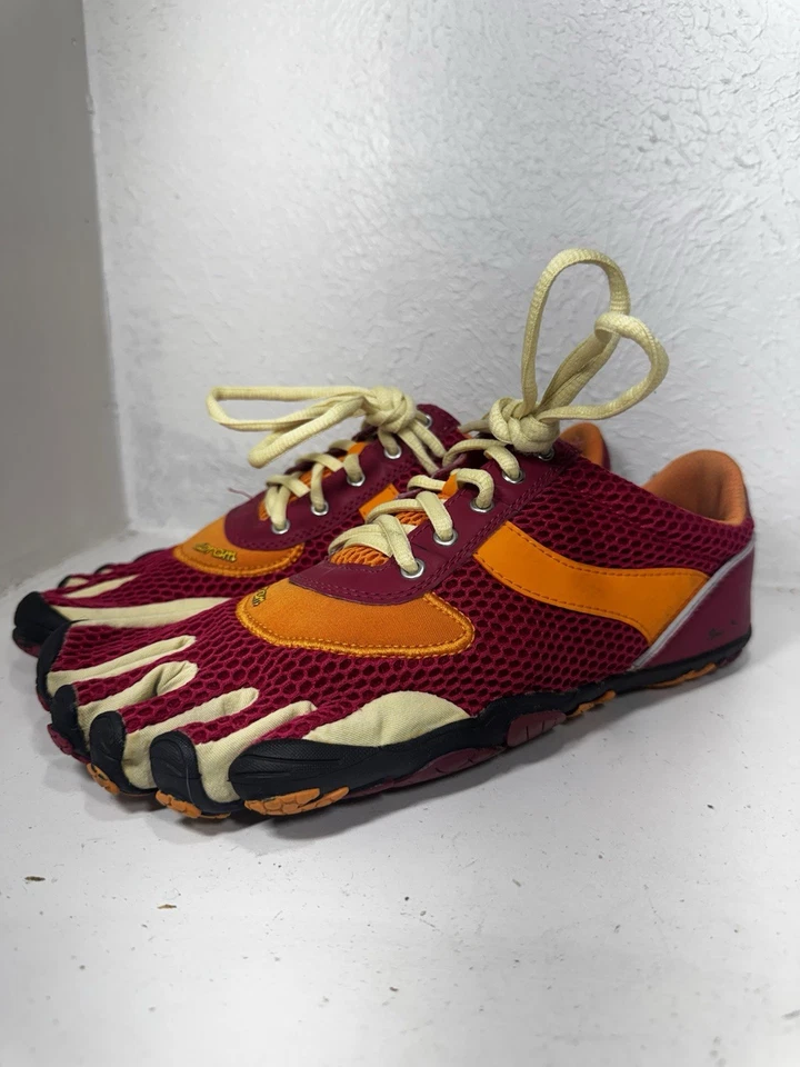 Vibram Fivefingers Women's Bikila Shoe W40 (8w) - Image 2 of 4