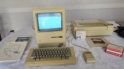 Vintage 1984 Apple Macintosh 128K (Model M0001)   Complete System Bundle