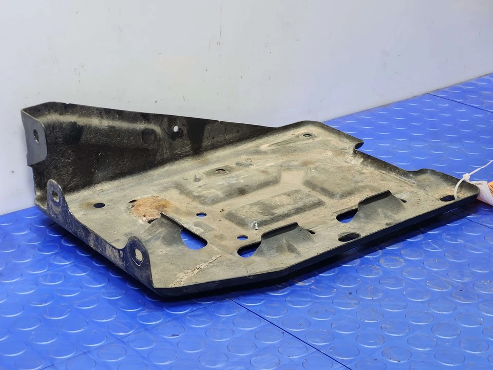 07-14 Chevy Tahoe GMC Yukon Battery Tray Right Passenger Side OEM 15872637 - Image 2 of 4