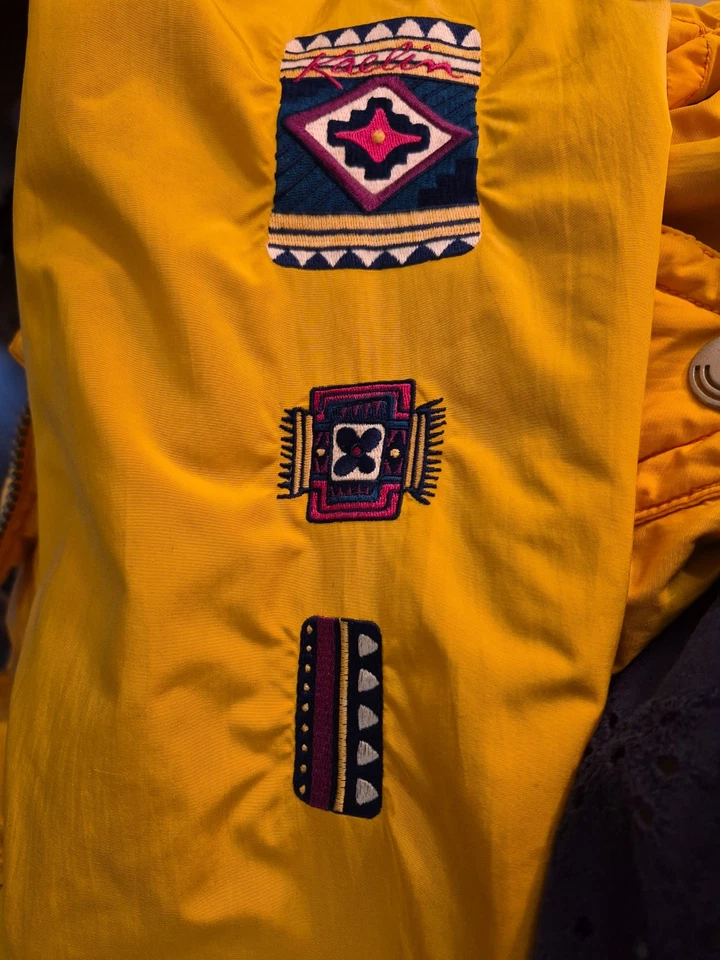 RARE Women's Vintage Kaelin Retro  Aztec Yellow Nylon Bomber Ski Jacket Size 8 - Image 4 of 4