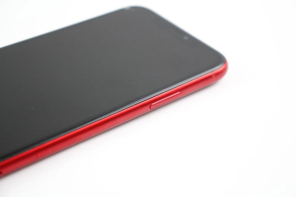 Apple iPhone XR (Unlocked) A2105 64GB PRODUCT RED Grade C Boxed - Image 4 of 4