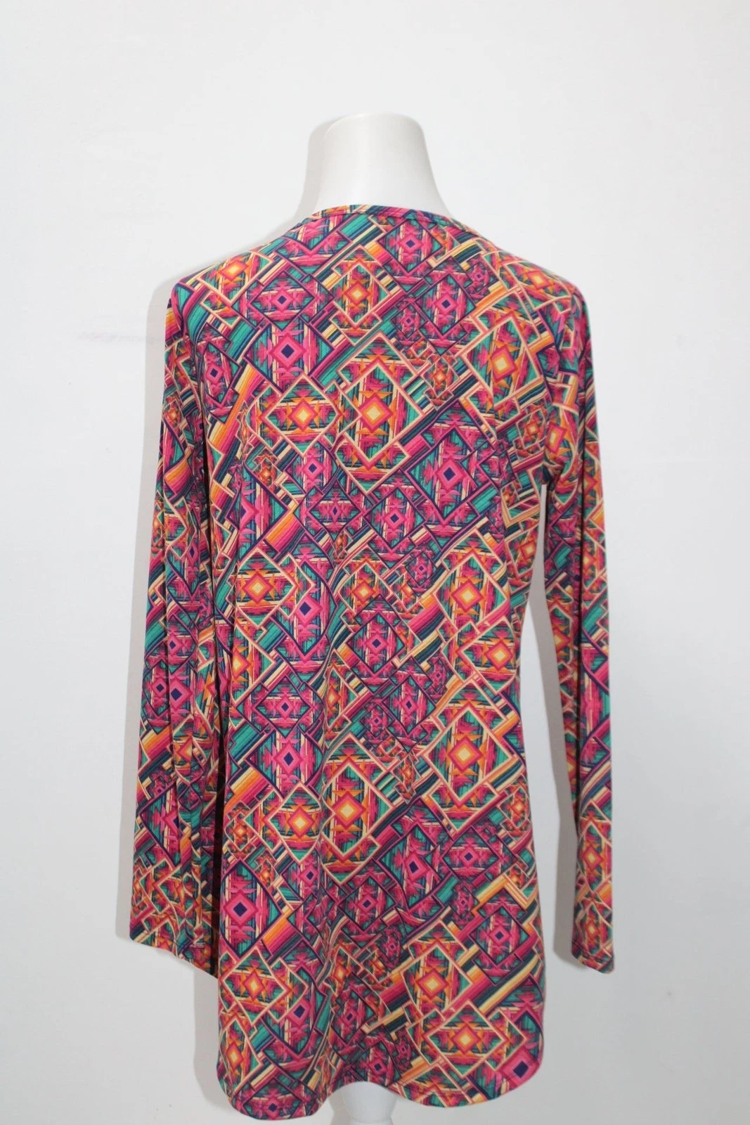 lularoe pre-owned shirt