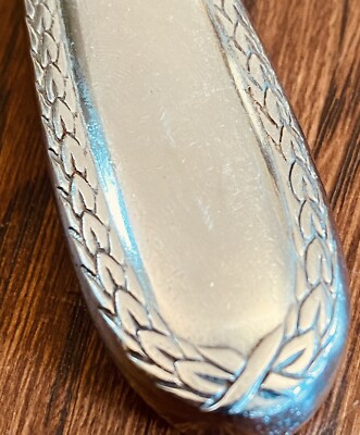 Hepp Exclusiv Stainless Pattern Unknown 6- Dinner Knives 9 3/4''