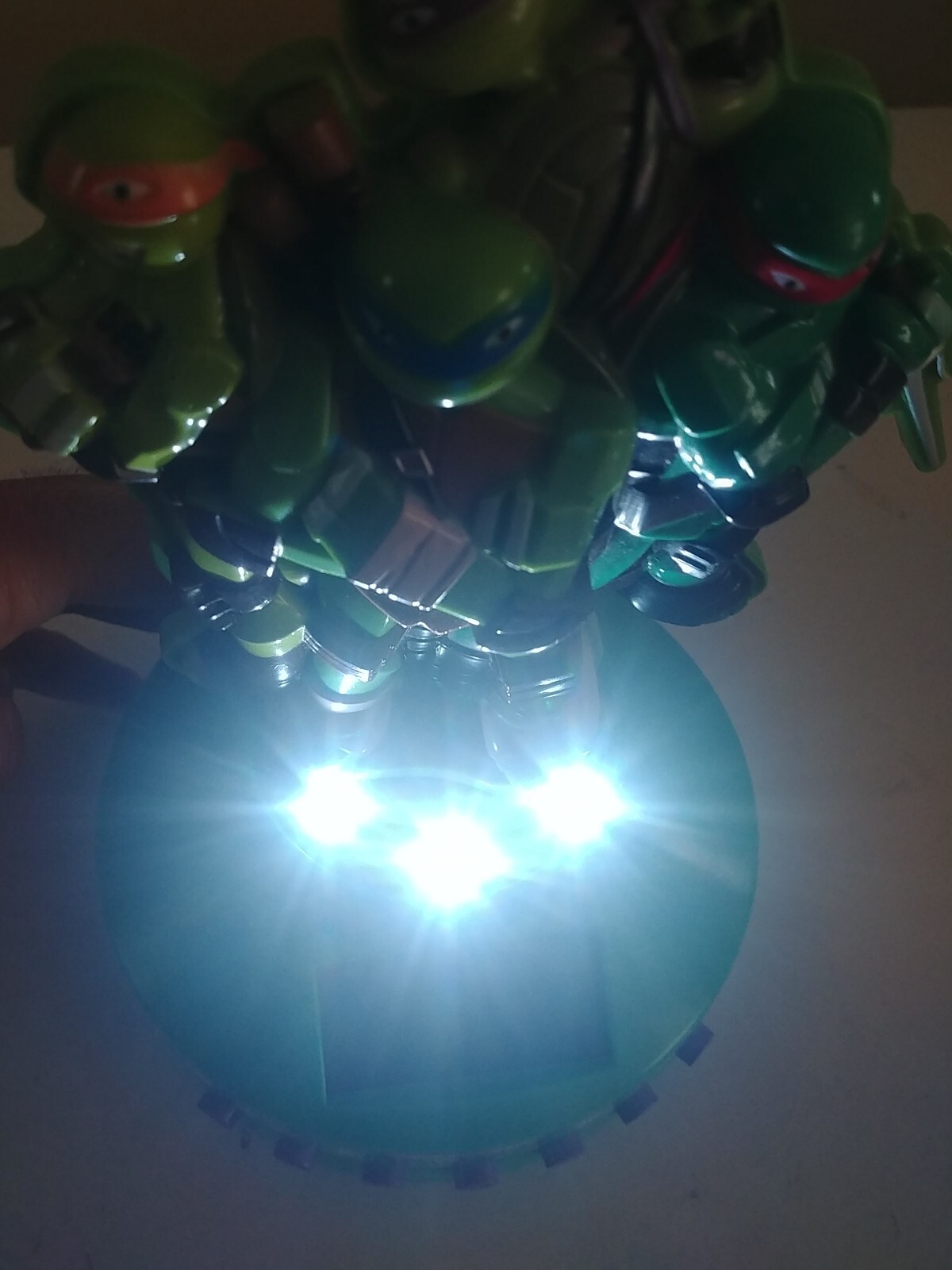 2014 TMNT Teenage Mutant Ninja Turtles Alarm Clock Radio Music Player Works
