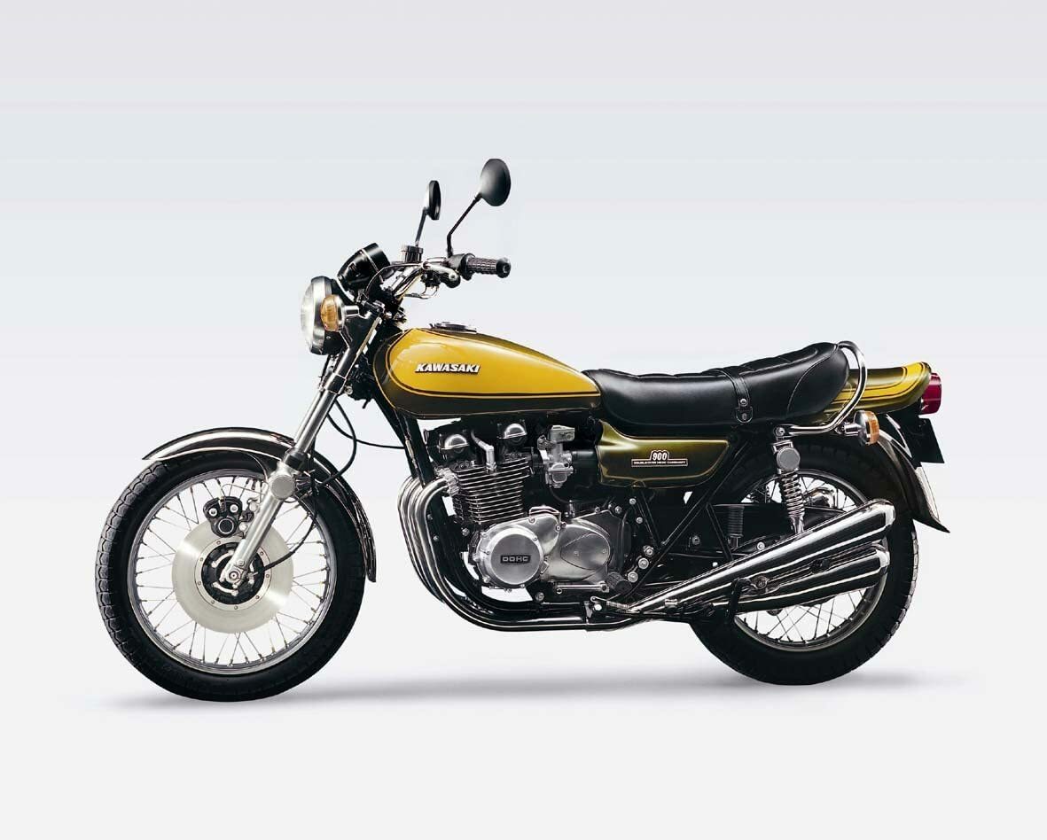 KAWASAKI 900Super4/750 1/24スケールキット KAWASAKI 900Super4/750 1/24スケールキット