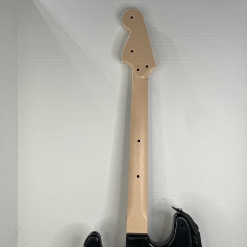 Fender Stratocaster NWGTS2 Harmonix Rock Band Guitar/Strap Black - Picture 24 of 24