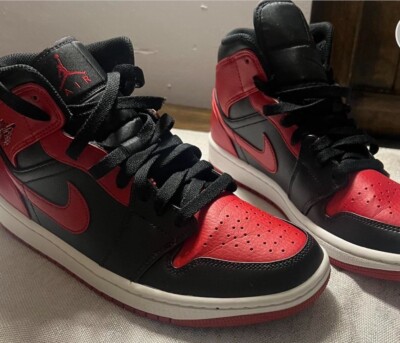 Size 7 - Jordan 1 Mid Banned 2020