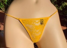 S Frederick's Of Hollywood yellow floral g string thong new without tags