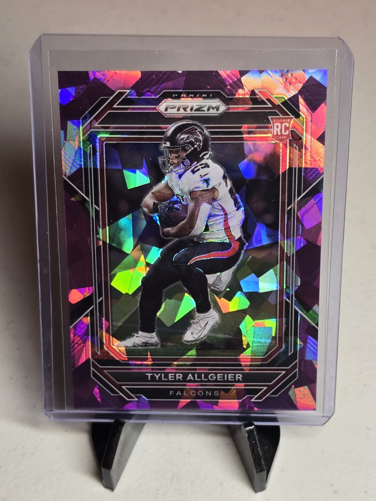 2022 Panini Prizm Tyler Allgeier (RC) /225 Purple Crack Ice #344 Atlanta Falcons