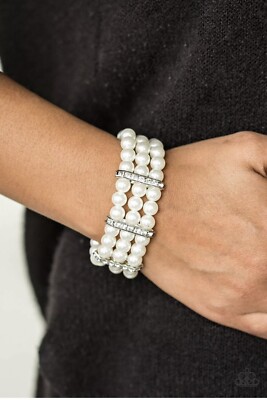 Put On Your Glam Face White Pearls Stretchy Bracelet Paparazzi