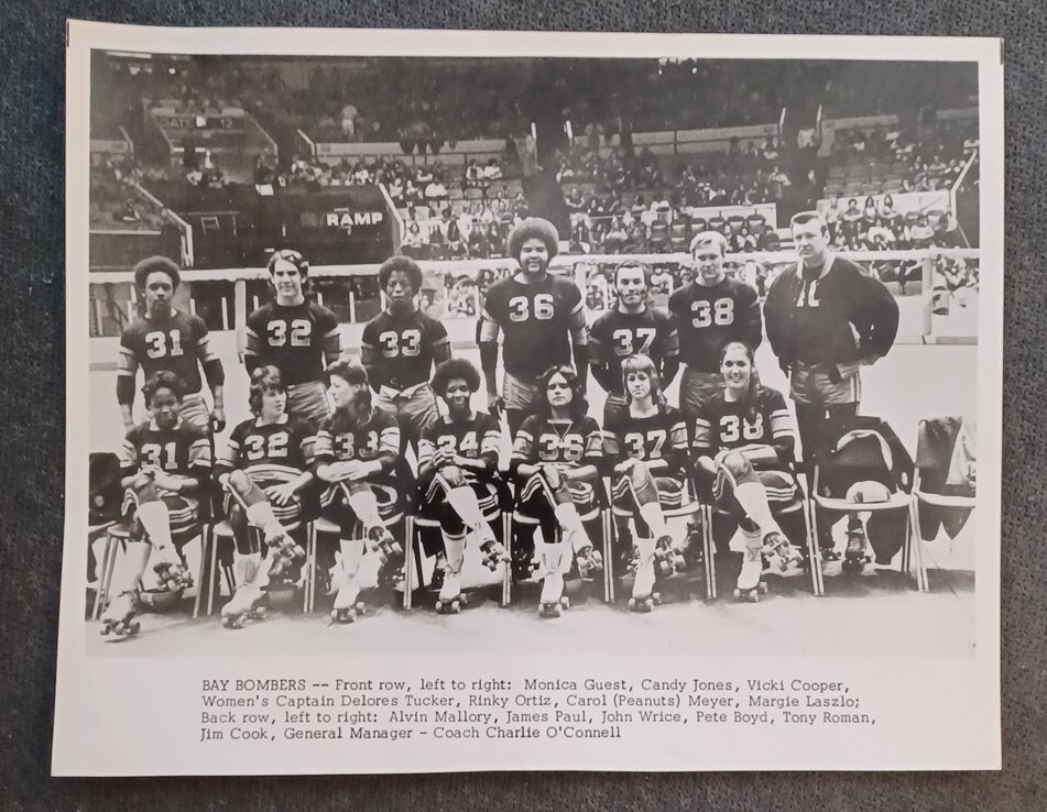 💥1️⃣9️⃣7️⃣0️⃣s San Francisco Bay Bombers team photo