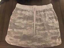 Maurices Gray Camo French Terry Skirt Size Med
