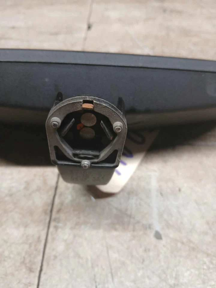 2004-2007 BMW 530i Interior Rear View Mirror Auto Dimming OEM - Image 4 of 4