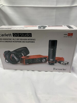 Focusrite Scarlett 2i2 Studio 3rd Gen Recording Bundle*New