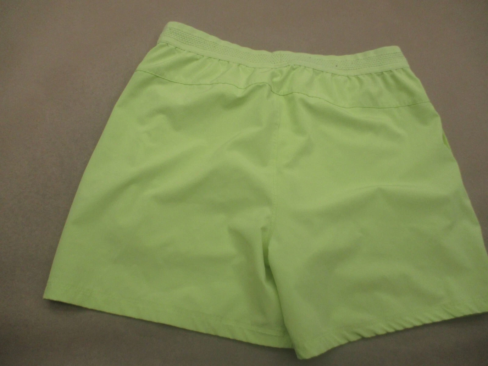 fabletics stretch waist lightweight athletic running shorts
