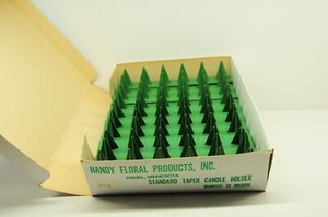 Green Plastic Candle Holder Floral Design Wreath 1" Taper Candle Stake Lot of 60