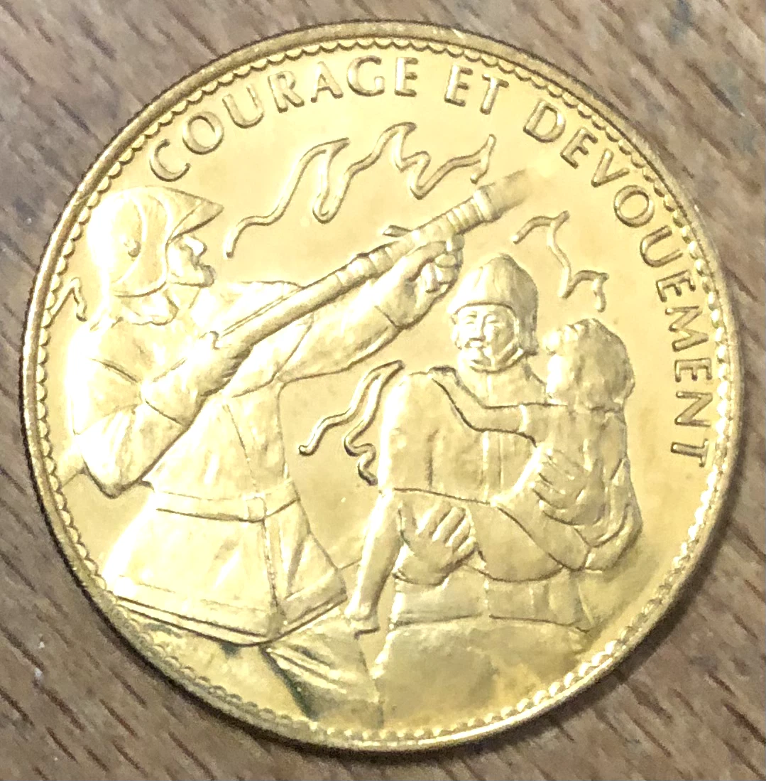 Achat Médaille Arthus Bertrand Agneau de Cluny 18 mm or jaune poli