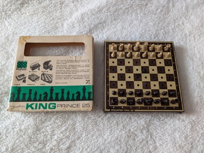 Vintage King Prince 25 Swedish Travel Staunton Pegged Chess Set Complete