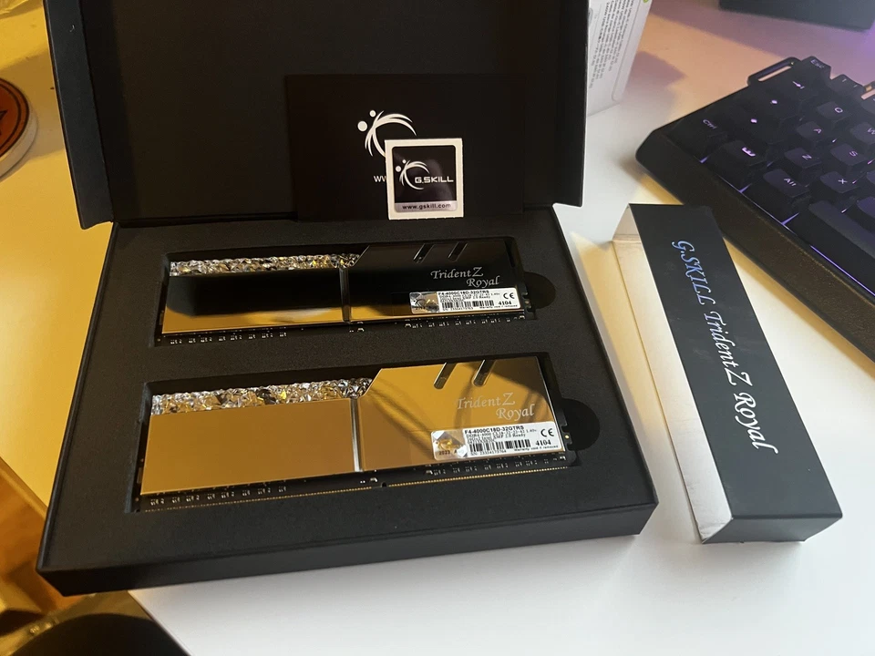 G. SKILL F4-4000C18D 32GB Trident Z Royal Series Memory Card - Image 3 of 4