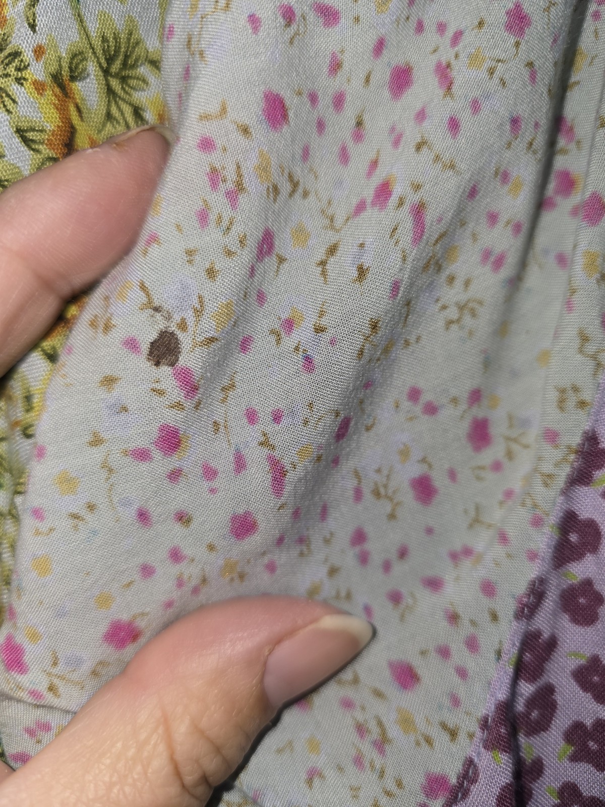 Scared Threads Size L Patchwork Floral Print Ruff… - image 2