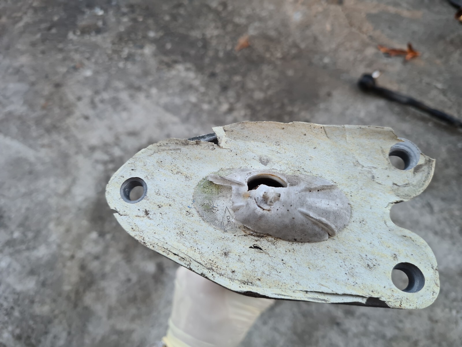 BMW M2 16-18 F87 Rear Shock Absorber Strut Assembly OEM  