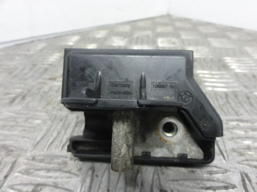 BMW 520D SE E60 2006 STECKER AKKU / STARTER MOTOR