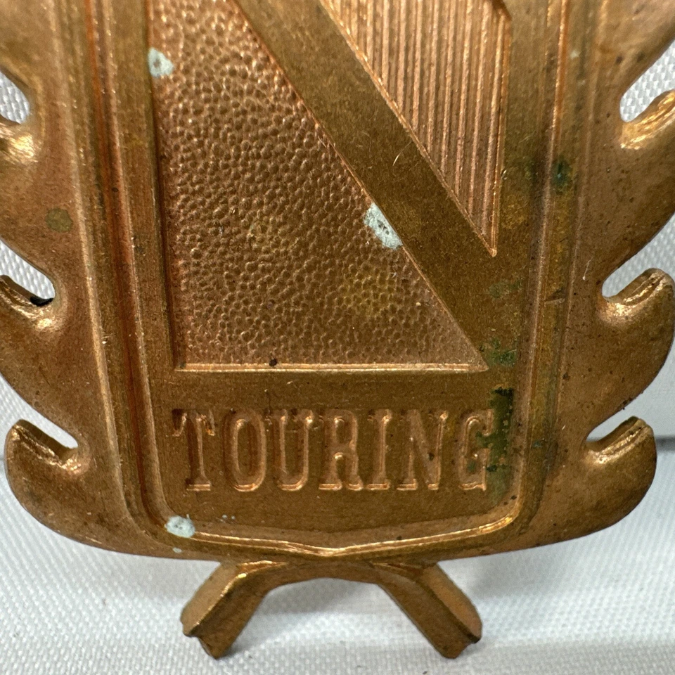 AMC AMERICAN MOTORS VINTAGE Patina USED 1978-79 CONCORD WAGON TOURING EMBLEM 3/2 - Image 4 of 4