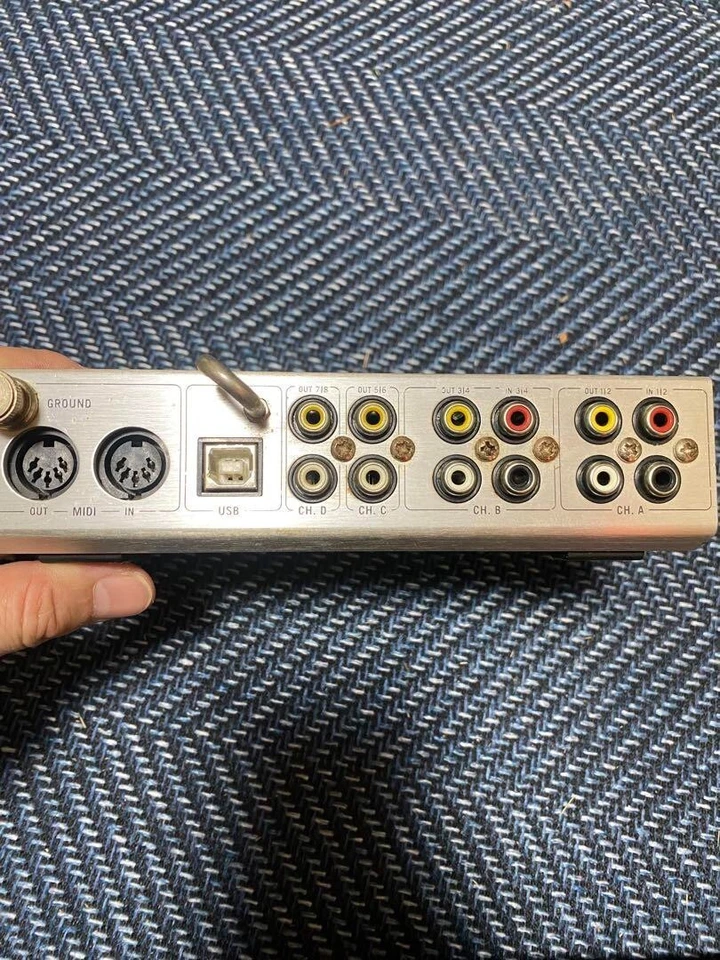 NATIVE INSTRUMENTS AUDIO 8 DJ Interface Audio Test Completed Working - Image 4 of 4