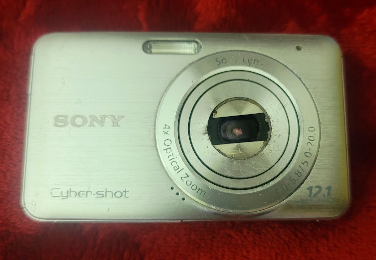 Sony DSC-W310 SteadyShot Cyber-shot 12.1 MEGA PIXELS (PLZ