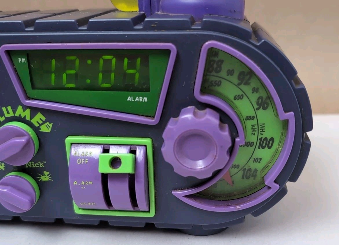 Nickelodeon 1995 Time Blaster Alarm Clock Radio Powers On See