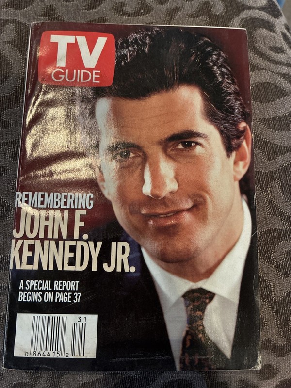 TV Guide July 31 1999 Cover Remembering John F. Kennedy Jr.