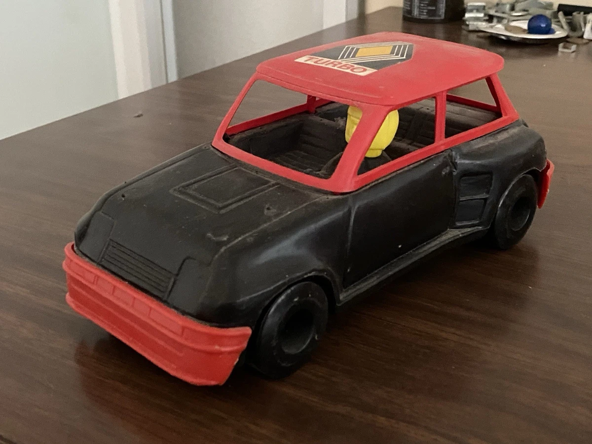 Renault 5 Turbo Rouge Universal Hobbies échelle 1/18 - Miniature D'occasion