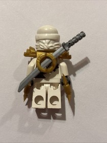 Lego Ninjago Zane zx  9445 Minifigure w/ Swords NEW MINT RETIRED