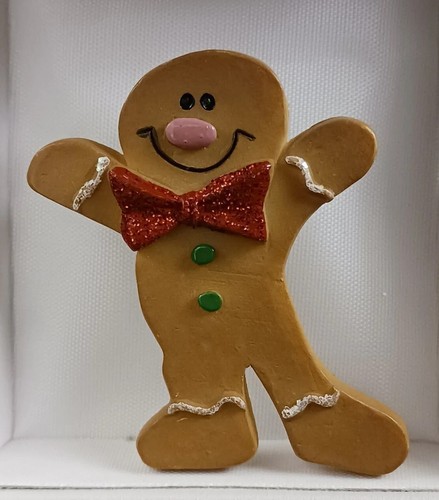 Adorable Vintage Gingerbread Man Brooch/ Pin - Picture 4 of 8