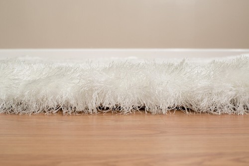 2x4 United Weavers White Solid Fringes Door Mat 2300 00113 - Aprx 2' 7" x 3' 11" - Picture 2 of 5