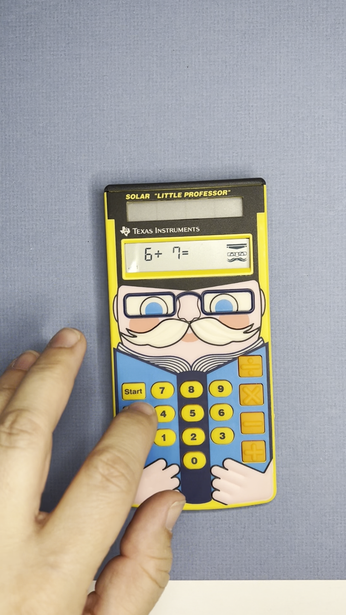 Calcolatrice Texas Instruments Little PROF - Gialla, Educativa, A Energia Solare - Foto 5