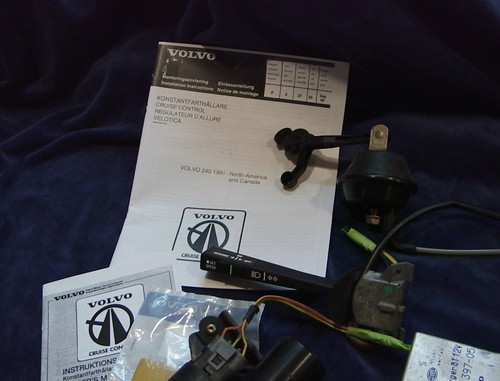 Volvo 240 Cruise Control Set For 1990-1993 USA/Canadian Cars W/Auto Transmission - Picture 8 of 14