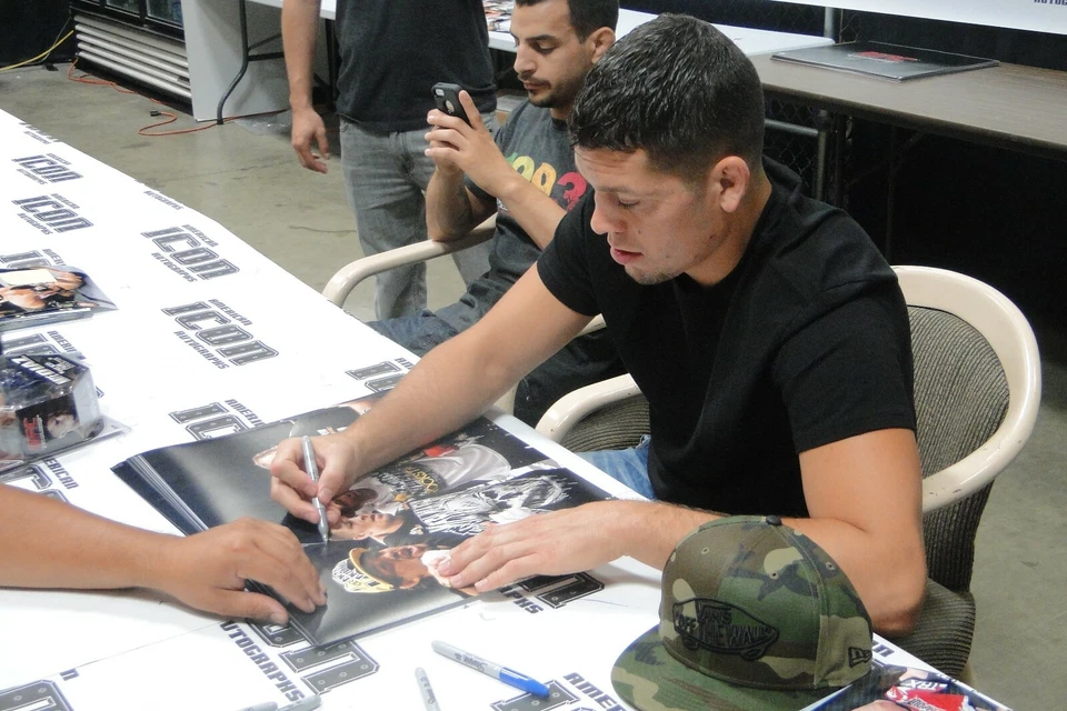 Nick & Nate Diaz Gilbert Melendez Jake Shields +1 Signed 16x20 Photo BAS COA UFC - Image 2 of 4